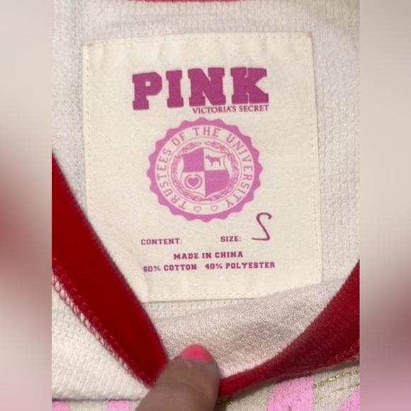 Rare Y2K Victoria’s Secret PINK Thermal Quarter Sleeve Top
Size SMALL - Picture 3 of 7